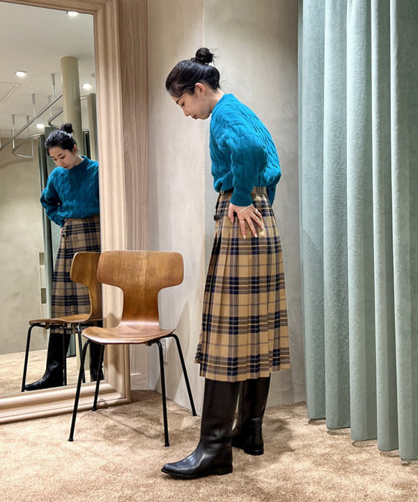 中丸　栞さんの「BEAMS WOMEN｜」を使ったコーディネート