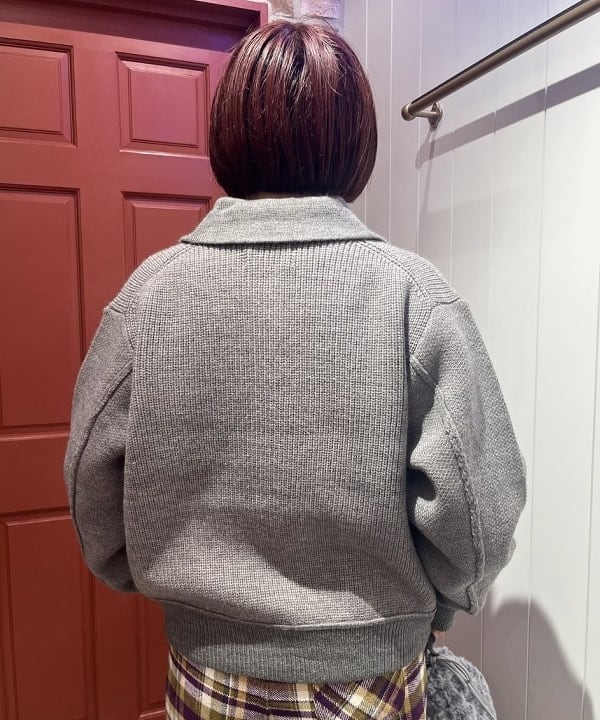 クロサワさんの「BEAMS WOMEN｜ブロード リブ クルーネック スウェット」を使ったコーディネート