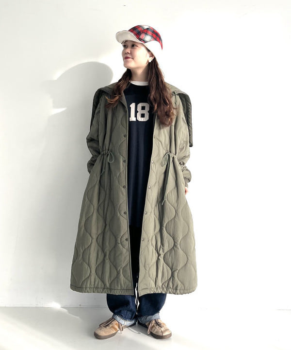 カスタニ モモノさんの「BEAMS WOMEN｜cableami × BEAMS BOY / 別注 シャギー チェック キャップ」を使ったコーディネート