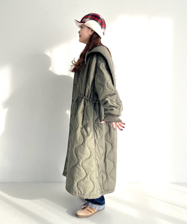 カスタニ モモノさんの「BEAMS WOMEN｜cableami × BEAMS BOY / 別注 シャギー チェック キャップ」を使ったコーディネート