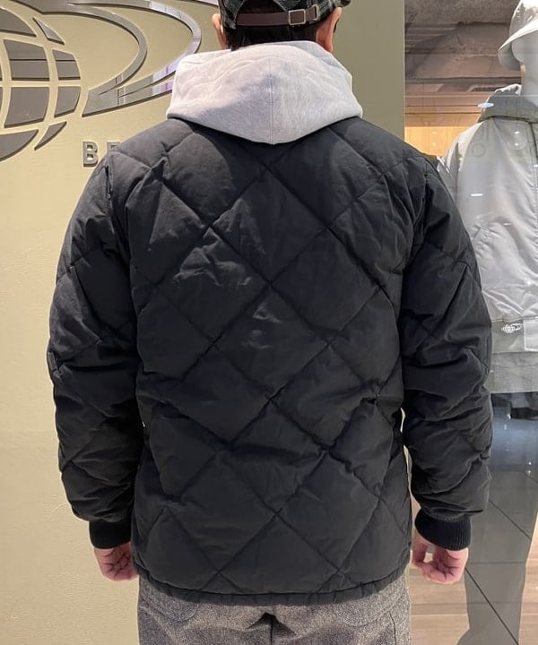 滝沢 一喜さんの「BEAMS WOMEN｜REMI RELIEF × BEAMS PLUS / 別注 スウェット プルオーバー パーカ グレー」を使ったコーディネート