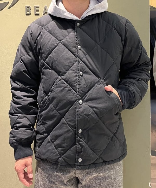 滝沢 一喜さんの「BEAMS WOMEN｜REMI RELIEF × BEAMS PLUS / 別注 スウェット プルオーバー パーカ グレー」を使ったコーディネート