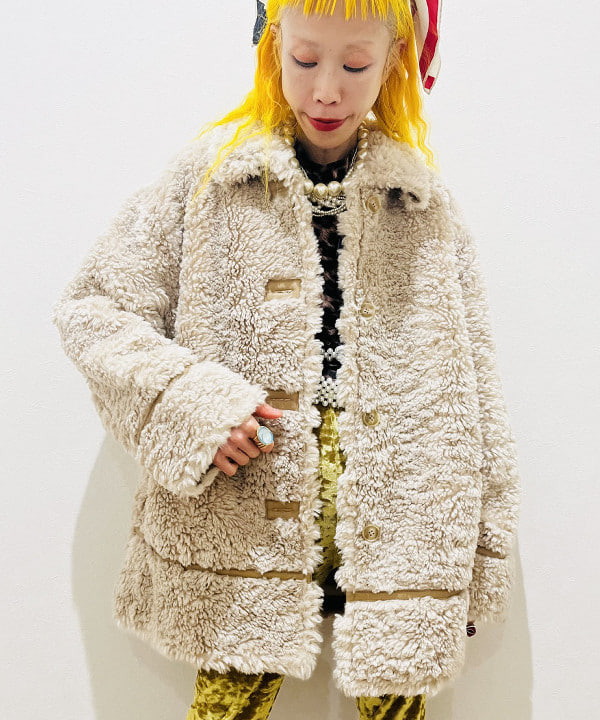 ひるてぃさんの「BEAMS WOMEN｜bLicensceLL × Ray BEAMS / 別注 ボディ ベルト」を使ったコーディネート