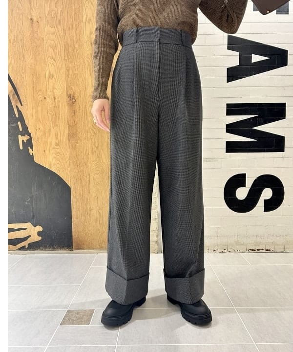 原田 まりんさんの「BEAMS WOMEN｜」を使ったコーディネート