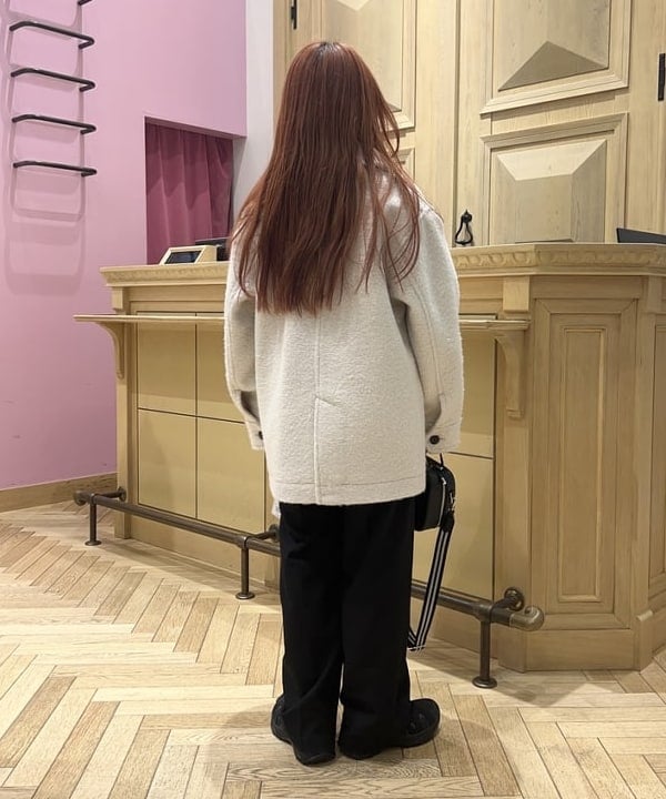 オカベ　アヤカさんの「BEAMS WOMEN｜」を使ったコーディネート