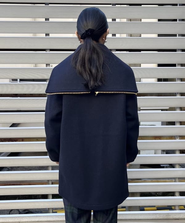 ミナミマリコさんの「BEAMS WOMEN｜BEAMS BOY / ポリエステル ウール シンチ バック スラックス」を使ったコーディネート
