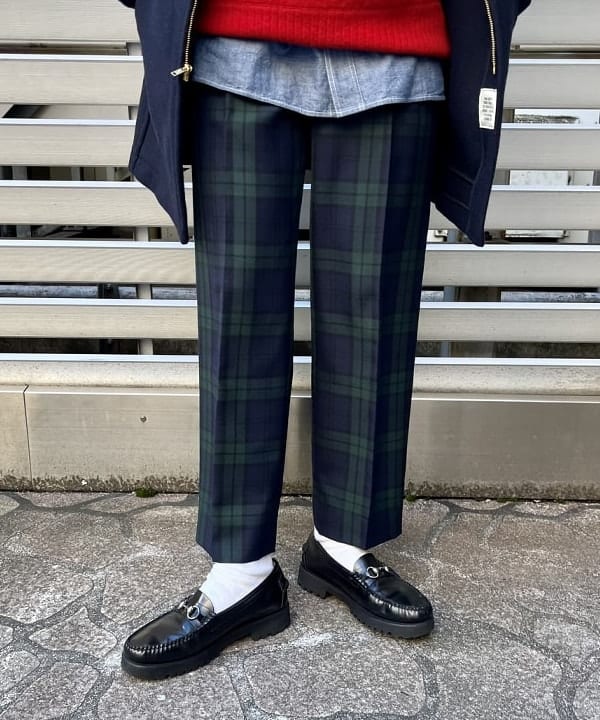 ミナミマリコさんの「BEAMS WOMEN｜BEAMS BOY / ポリエステル ウール シンチ バック スラックス」を使ったコーディネート