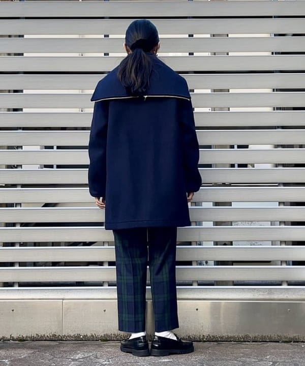 ミナミマリコさんの「BEAMS WOMEN｜BEAMS BOY / ポリエステル ウール シンチ バック スラックス」を使ったコーディネート