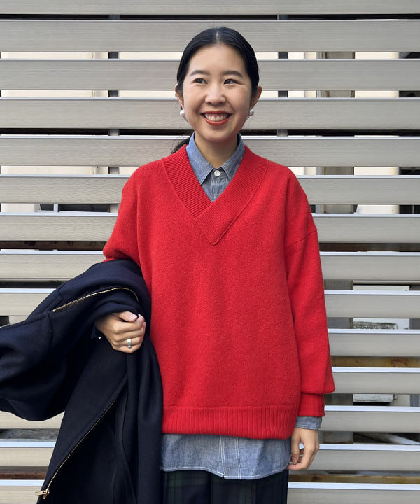 ミナミマリコさんの「BEAMS WOMEN｜BEAMS BOY / ポリエステル ウール シンチ バック スラックス」を使ったコーディネート