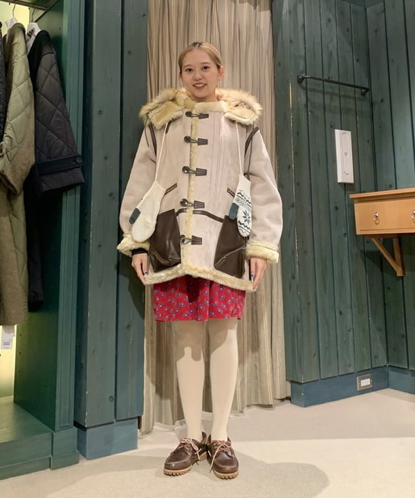 MATSUMOTO AMIさんの「BEAMS WOMEN｜UNITED CARR &times; BEAMS BOY / 別注 B-7」を使ったコーディネート