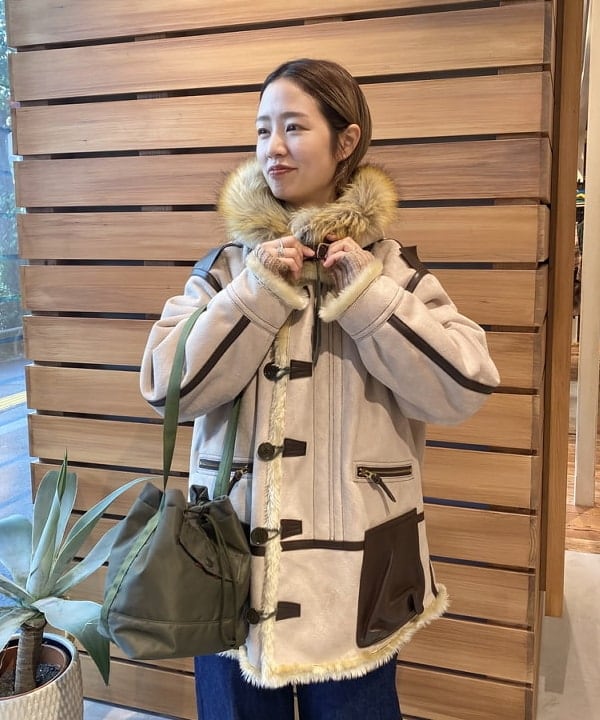 Kaoru Sakumaさんの「BEAMS WOMEN｜UNITED CARR × BEAMS BOY / 別注 B-7」を使ったコーディネート