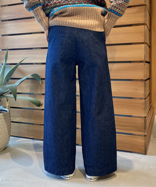 Kaoru Sakumaさんの「BEAMS WOMEN｜UNITED CARR × BEAMS BOY / 別注 B-7」を使ったコーディネート