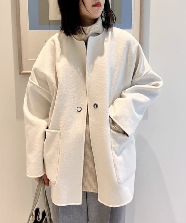 山田 千遥さんの「BEAMS WOMEN｜Demi-Luxe BEAMS / バックル ポインテッドトゥ パンプス」を使ったコーディネート