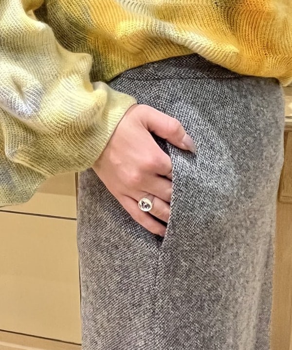 Yumenoさんの「BEAMS WOMEN｜Ray BEAMS / ライン ストーン バッグ」を使ったコーディネート