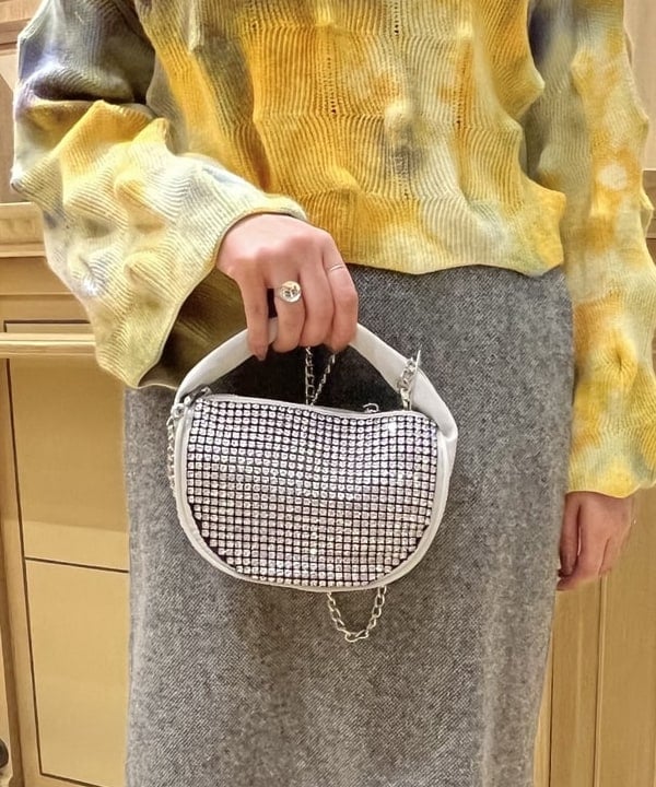 Yumenoさんの「BEAMS WOMEN｜Ray BEAMS / ライン ストーン バッグ」を使ったコーディネート