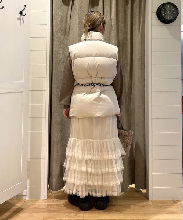 松本 佳菜子さんの「BEAMS WOMEN｜ART-BROWN / ヘアー カーフ ベルト」を使ったコーディネート