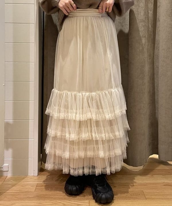 松本 佳菜子さんの「BEAMS WOMEN｜ART-BROWN / ヘアー カーフ ベルト」を使ったコーディネート