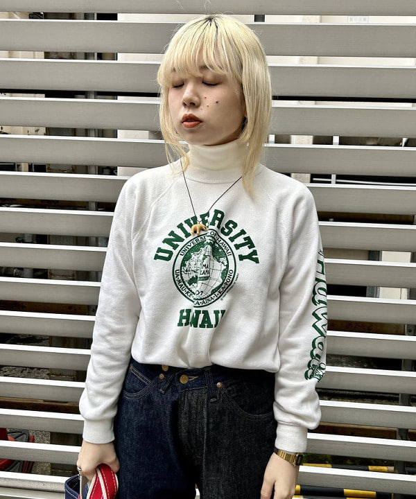 ナツハさんの「BEAMS WOMEN｜L.L.Bean × BEAMS PLUS ＆ BEAMS BOY / Deep Bottom Deluxe Boat and Tote Mini」を使ったコーディネート