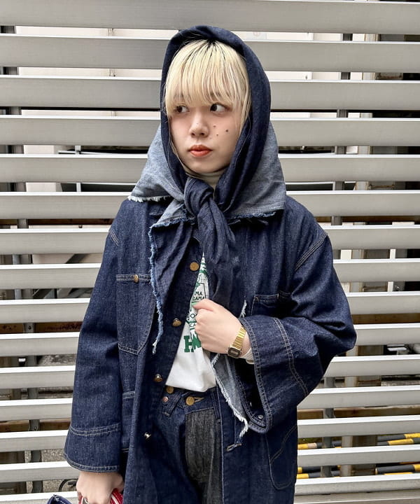 ナツハさんの「BEAMS WOMEN｜L.L.Bean × BEAMS PLUS ＆ BEAMS BOY / Deep Bottom Deluxe Boat and Tote Mini」を使ったコーディネート