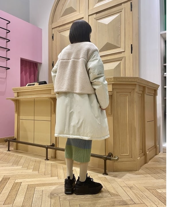 キホさんの「BEAMS WOMEN｜Ray BEAMS / ソフト シャギー Vネック カーディガン」を使ったコーディネート