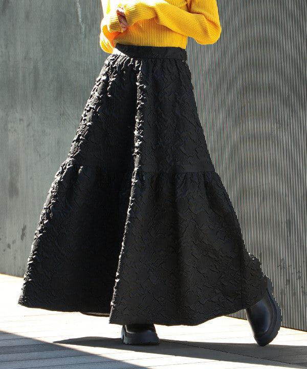 カワグチ シオリさんの「BEAMS WOMEN｜MOHI / ロングブーツ」を使ったコーディネート