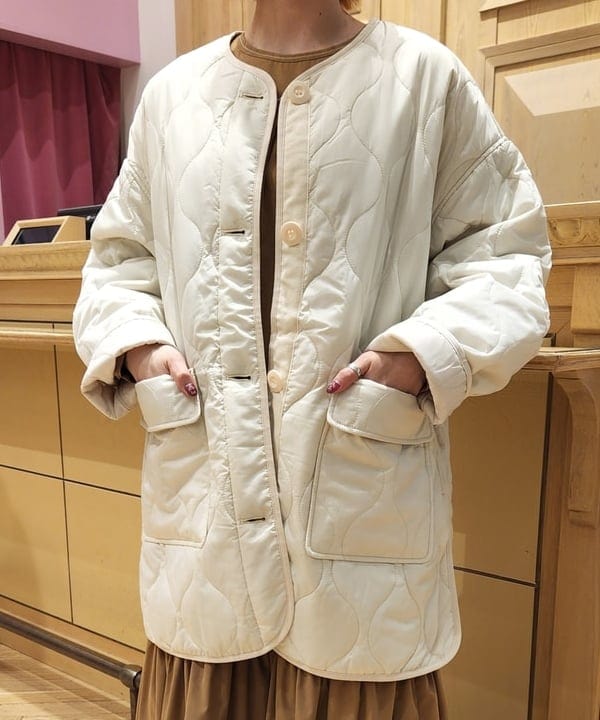 saori KATOさんの「BEAMS WOMEN｜キルティング ノーカラー ブルゾン」を使ったコーディネート