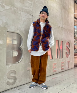 BEAMS（ビームス）NEEDLES × BEAMS / 別注 Boa Fleece Vest（トップス 