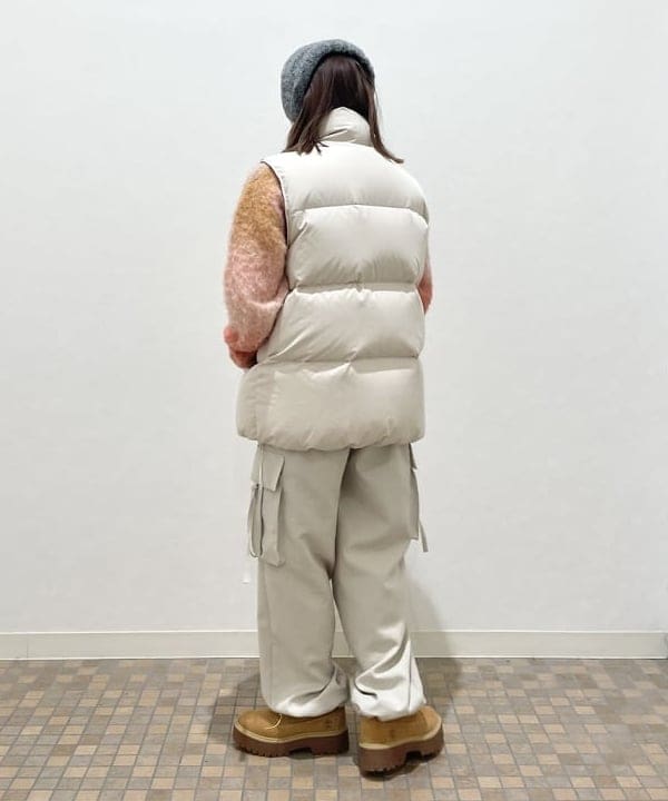 田中 里実さんの「BEAMS WOMEN｜Ray BEAMS / ダウン ベスト」を使ったコーディネート