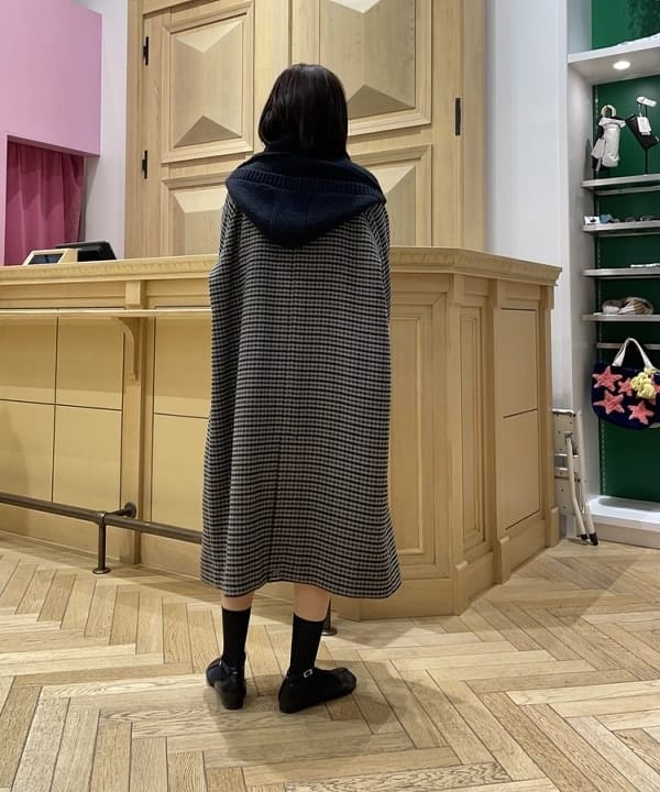 キホさんの「BEAMS WOMEN｜Ray BEAMS / チェック スタンドカラー コート」を使ったコーディネート