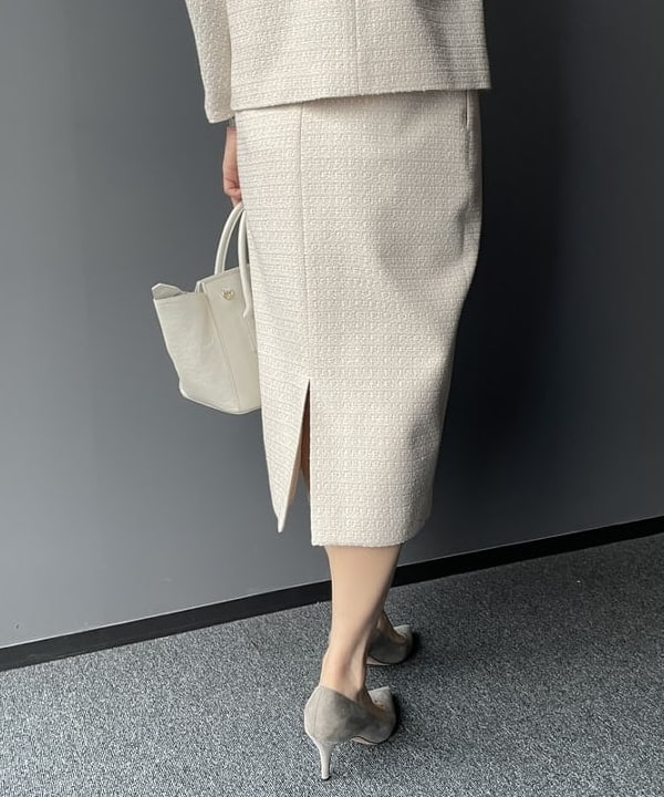 住吉　明佳さんの「BEAMS WOMEN｜Demi-Luxe BEAMS / ツイード セミタイトスカート＊」を使ったコーディネート