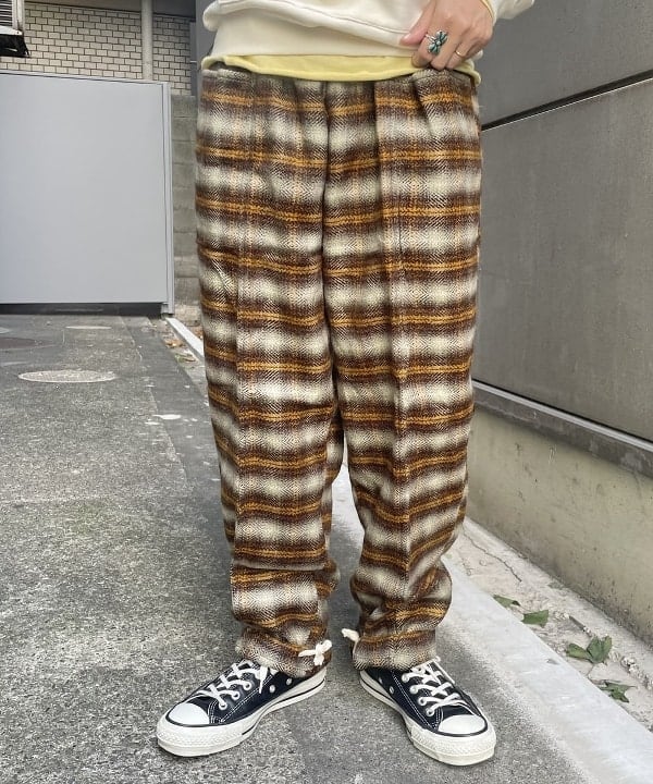Kaoru Sakumaさんの「BEAMS WOMEN｜SCREEN STARS × BEAMS BOY / 別注 スウェット パーカー」を使ったコーディネート