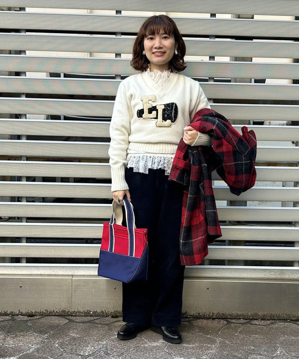 まつむさんの「BEAMS WOMEN｜L.L.Bean / Deep Bottom Deluxe Boat and Tote S」を使ったコーディネート