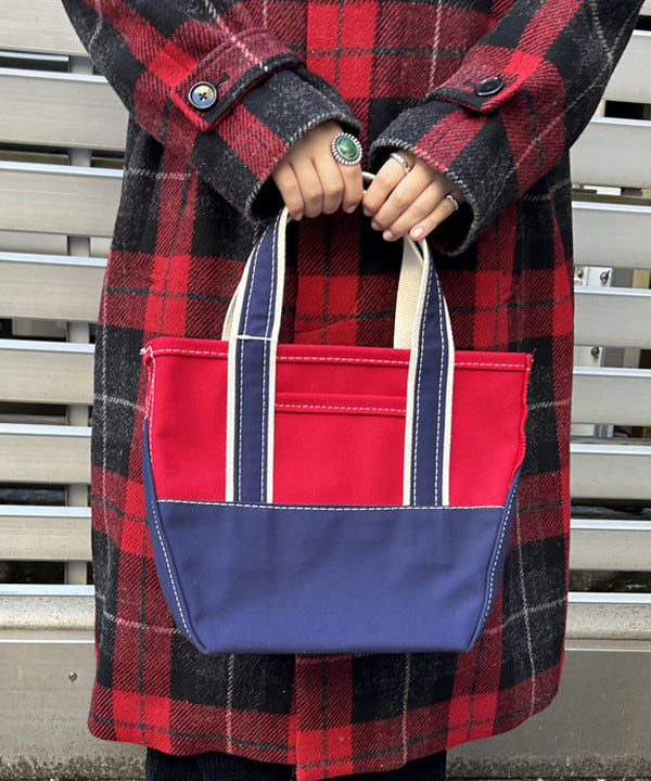 まつむさんの「BEAMS WOMEN｜L.L.Bean / Deep Bottom Deluxe Boat and Tote S」を使ったコーディネート
