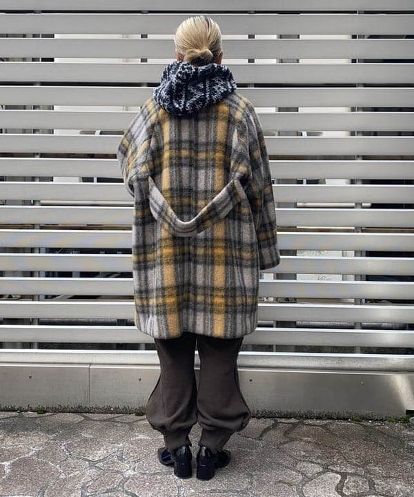 オカモト ミサキさんの「BEAMS WOMEN｜Ray BEAMS / アンクルストラップ パンプス」を使ったコーディネート