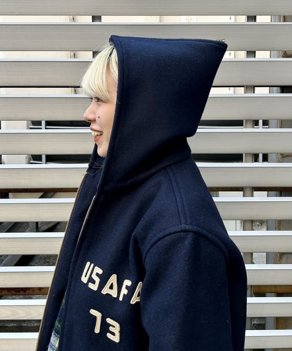 ナツハさんの「BEAMS WOMEN｜L.L.Bean × BEAMS PLUS ＆ BEAMS BOY / Deep Bottom Deluxe Boat and Tote Mini」を使ったコーディネート