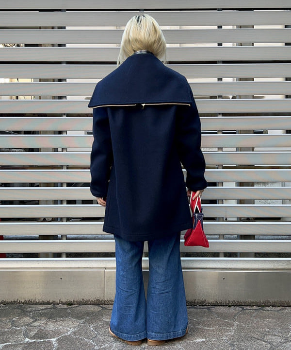 ナツハさんの「BEAMS WOMEN｜L.L.Bean × BEAMS PLUS ＆ BEAMS BOY / Deep Bottom Deluxe Boat and Tote Mini」を使ったコーディネート