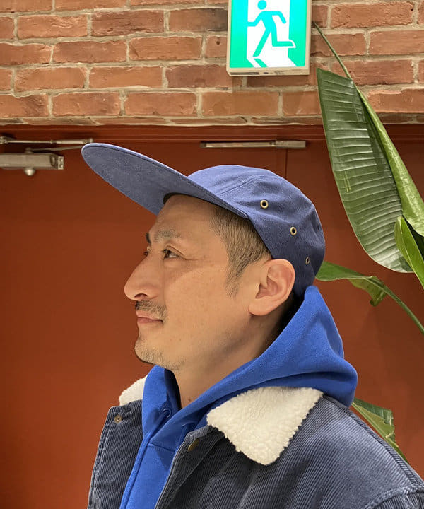穴井 唯志さんの「BEAMS WOMEN｜ワイド テーパード デニム」を使ったコーディネート