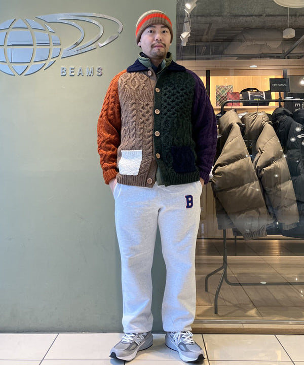 滝沢 一喜さんの「BEAMS WOMEN｜BEAMS PLUS / Cardigan Alan Patchwork」を使ったコーディネート
