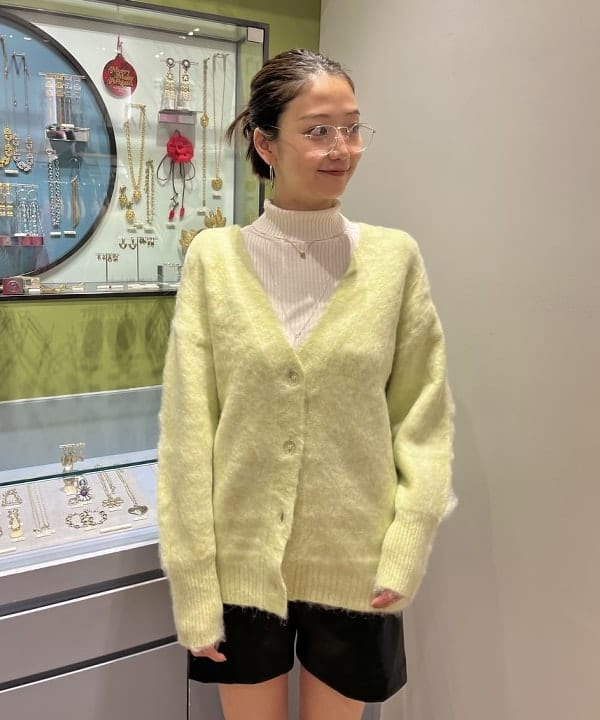 Yumenoさんの「BEAMS WOMEN｜Ray BEAMS / ライン ストーン バッグ」を使ったコーディネート