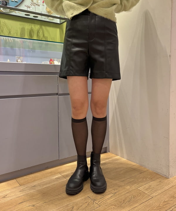 Yumenoさんの「BEAMS WOMEN｜Ray BEAMS / ライン ストーン バッグ」を使ったコーディネート