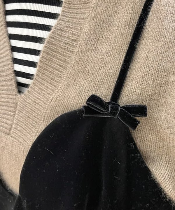 イトウミサキさんの「BEAMS WOMEN｜Otro Accesorio / メッセージ リング」を使ったコーディネート