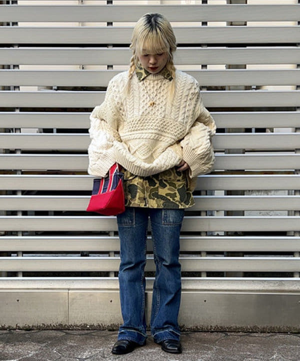 ナツハさんの「BEAMS WOMEN｜L.L.Bean × BEAMS PLUS ＆ BEAMS BOY / Deep Bottom Deluxe Boat and Tote Mini」を使ったコーディネート