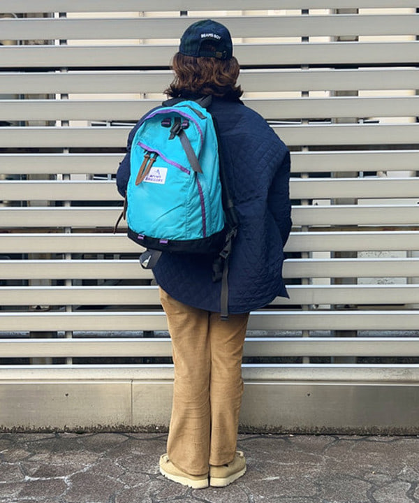 まつむさんの「BEAMS WOMEN｜CLARKS ORIGINALS / Wallabee Boot GTX 23SS」を使ったコーディネート