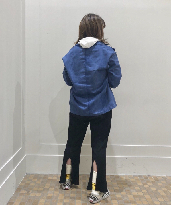 遠藤 かなたさんの「BEAMS WOMEN｜VANS / SLIP ON」を使ったコーディネート