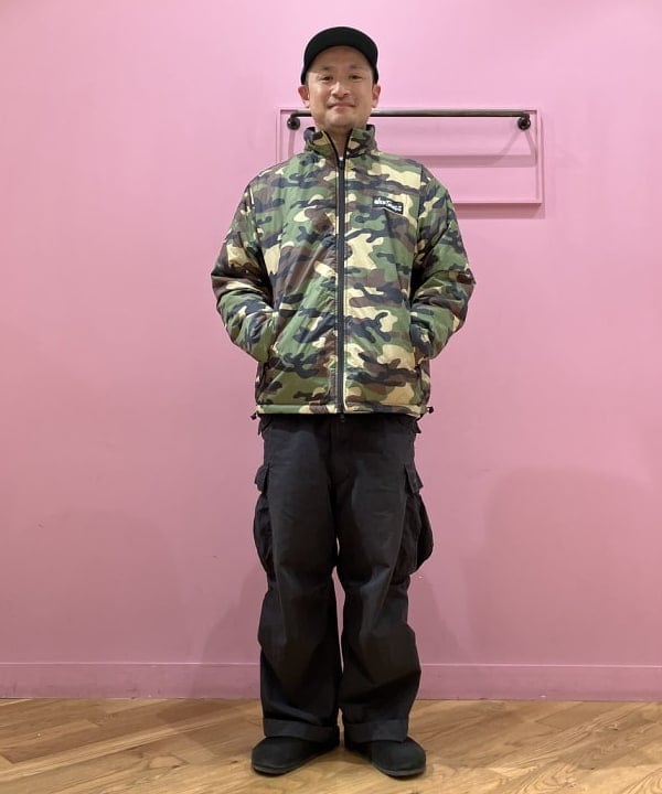 穴井 唯志さんの「BEAMS WOMEN｜BEAMS / ビッグ 6ポケット カーゴパンツ」を使ったコーディネート