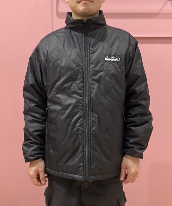 穴井 唯志さんの「BEAMS WOMEN｜BEAMS / ビッグ 6ポケット カーゴパンツ」を使ったコーディネート