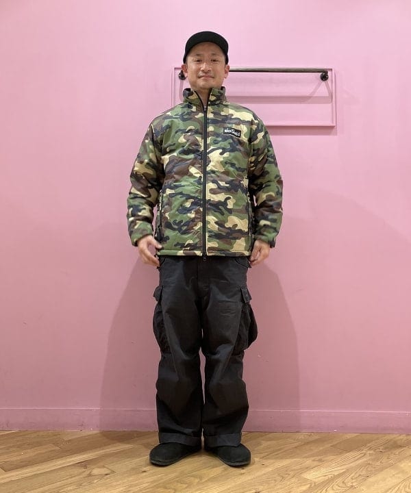 穴井 唯志さんの「BEAMS WOMEN｜BEAMS / ビッグ 6ポケット カーゴパンツ」を使ったコーディネート