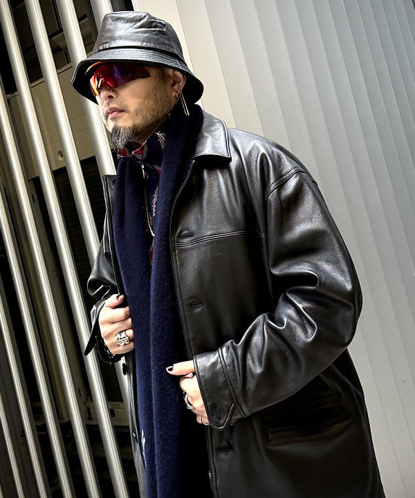 林 義人さんの「BEAMS / レザー バケットハット」を使ったコーディネート