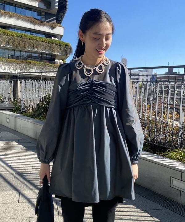 ayaさんの「BEAMS WOMEN｜Ray BEAMS / ダブル フリル パール ネックレス」を使ったコーディネート