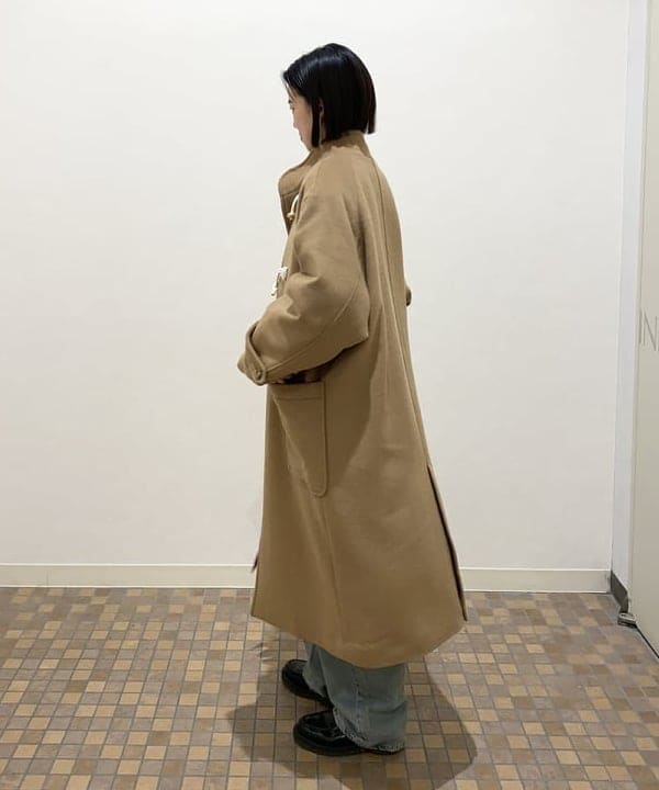 吉田 花さんの「BEAMS WOMEN｜Ray BEAMS / トグルボタン スタンドカラー コート」を使ったコーディネート